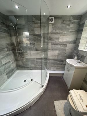 Photo 18- click for photo gallery